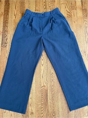 Curve Love A&F Sloane Tailored Wide Leg Pant - size 30S